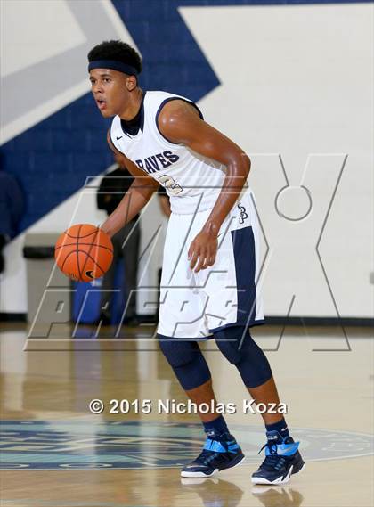 Thumbnail 3 in Windward vs. St. John Bosco photogallery.