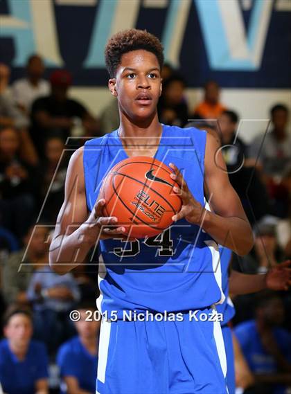 Thumbnail 3 in Windward vs. St. John Bosco photogallery.