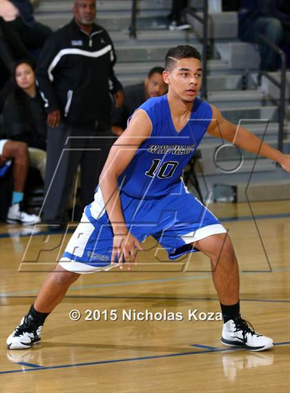 Thumbnail 2 in Windward vs. St. John Bosco photogallery.