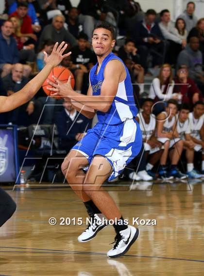 Thumbnail 3 in Windward vs. St. John Bosco photogallery.