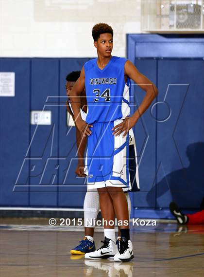 Thumbnail 2 in Windward vs. St. John Bosco photogallery.