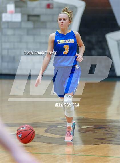 Thumbnail 2 in Robinson vs. Seton photogallery.