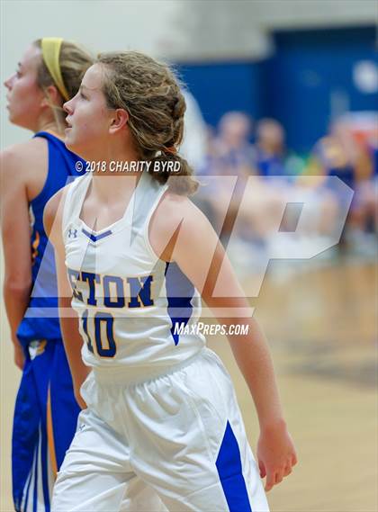 Thumbnail 2 in Robinson vs. Seton photogallery.