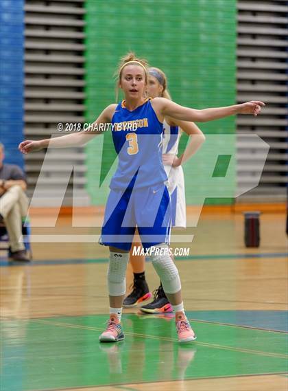 Thumbnail 1 in Robinson vs. Seton photogallery.