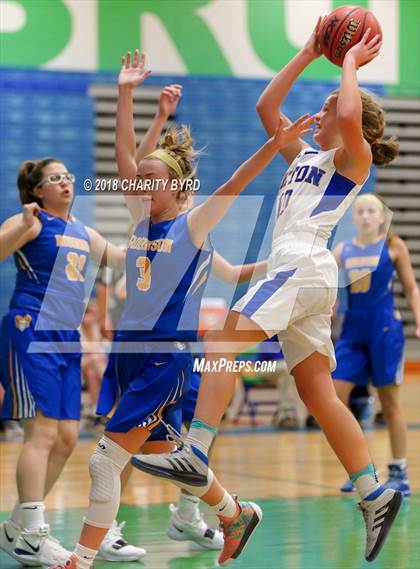 Thumbnail 3 in Robinson vs. Seton photogallery.