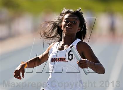 Thumbnail 2 in CIF State Track & Field Championships (4x100 Relay) photogallery.