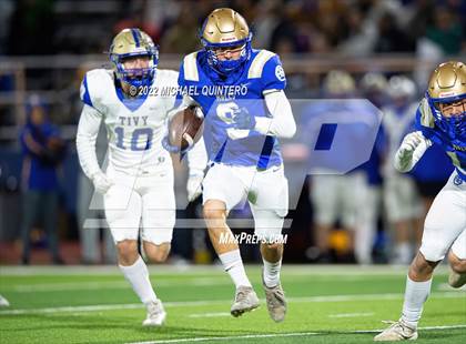 Thumbnail 2 in Tivy @ Alamo Heights (UIL 5A Division 2 Bi-District Playoff) photogallery.