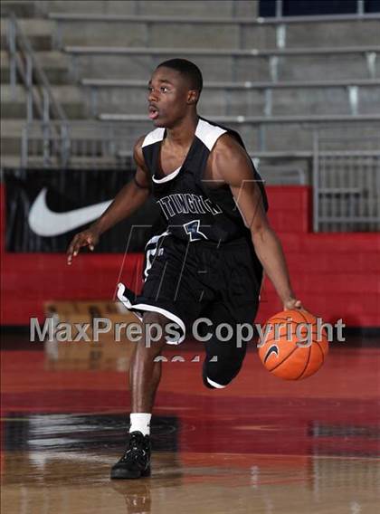 Thumbnail 1 in Crowley vs. Huntington (Thanksgiving Hoofest) photogallery.