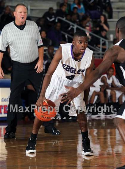 Thumbnail 2 in Crowley vs. Huntington (Thanksgiving Hoofest) photogallery.