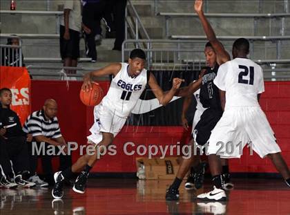 Thumbnail 2 in Crowley vs. Huntington (Thanksgiving Hoofest) photogallery.