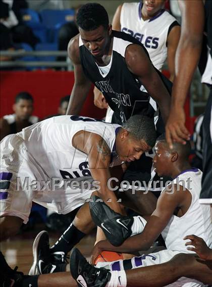 Thumbnail 3 in Crowley vs. Huntington (Thanksgiving Hoofest) photogallery.