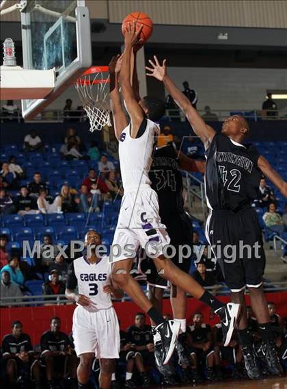 Thumbnail 2 in Crowley vs. Huntington (Thanksgiving Hoofest) photogallery.