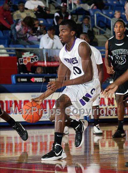 Thumbnail 3 in Crowley vs. Huntington (Thanksgiving Hoofest) photogallery.