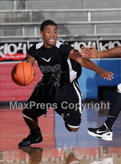 Thumbnail 1 in Crowley vs. Huntington (Thanksgiving Hoofest) photogallery.