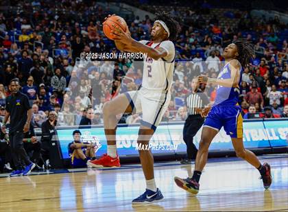 Thumbnail 1 in Kimball vs. Washington (UIL Basketball 4A D1 Final) photogallery.