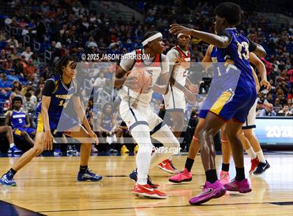 Thumbnail 3 in Kimball vs. Washington (UIL Basketball 4A D1 Final) photogallery.