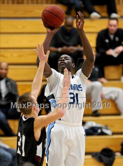Thumbnail 1 in Woodcreek vs Oakmont (Rocklin Holiday Tournament) photogallery.