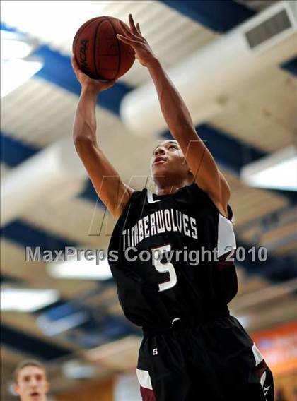 Thumbnail 3 in Woodcreek vs Oakmont (Rocklin Holiday Tournament) photogallery.