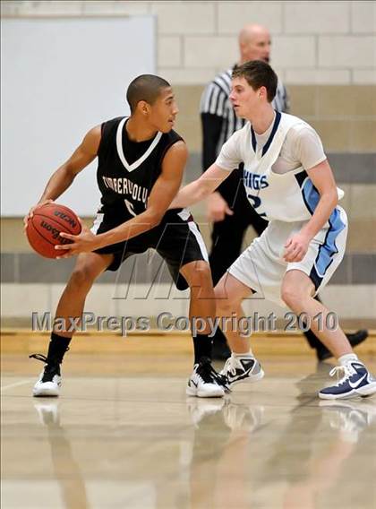 Thumbnail 3 in Woodcreek vs Oakmont (Rocklin Holiday Tournament) photogallery.