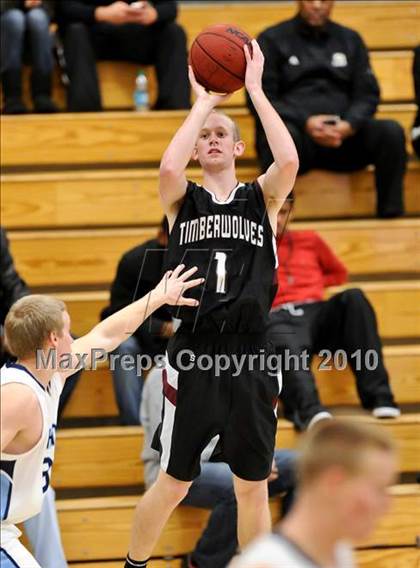 Thumbnail 3 in Woodcreek vs Oakmont (Rocklin Holiday Tournament) photogallery.