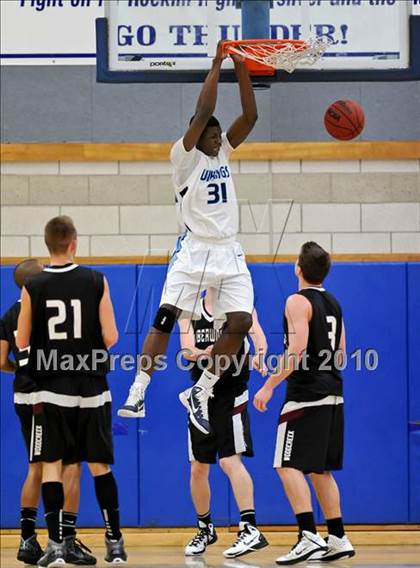 Thumbnail 1 in Woodcreek vs Oakmont (Rocklin Holiday Tournament) photogallery.