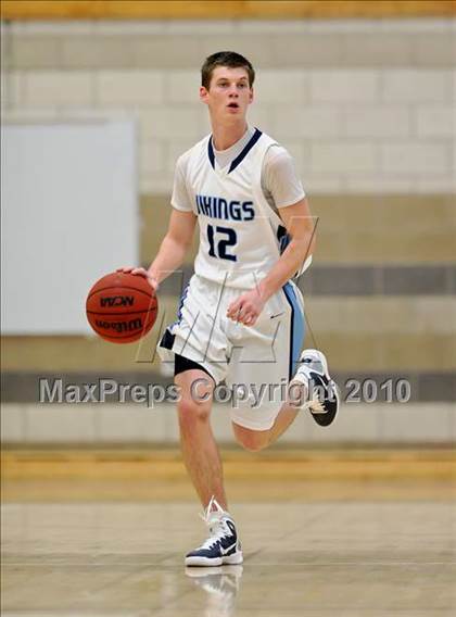 Thumbnail 2 in Woodcreek vs Oakmont (Rocklin Holiday Tournament) photogallery.