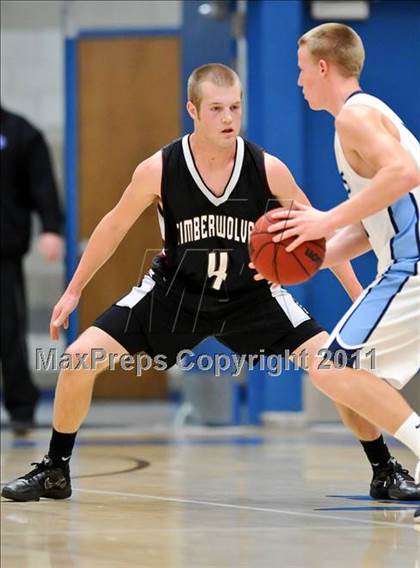 Thumbnail 1 in Woodcreek vs Oakmont (Rocklin Holiday Tournament) photogallery.