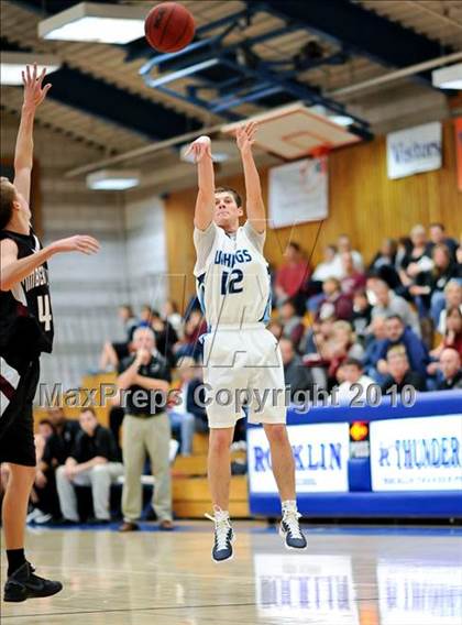 Thumbnail 1 in Woodcreek vs Oakmont (Rocklin Holiday Tournament) photogallery.