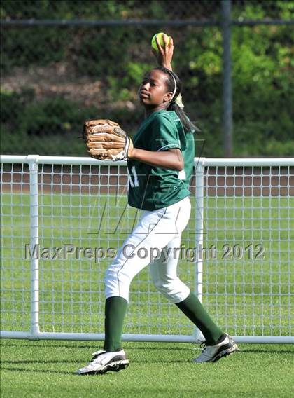 Thumbnail 3 in South vs. Edison (Woodbridge Tournament) photogallery.
