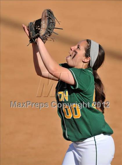 Thumbnail 3 in South vs. Edison (Woodbridge Tournament) photogallery.