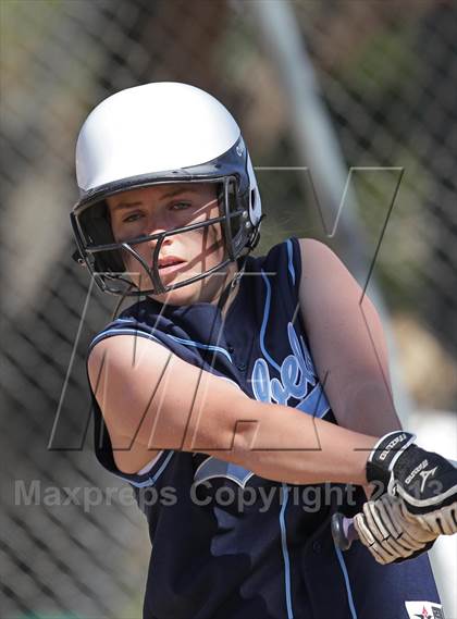 Thumbnail 3 in Antelope Valley vs. Quartz Hill JV (Hi Desert Classic) photogallery.
