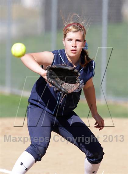 Thumbnail 3 in Antelope Valley vs. Quartz Hill JV (Hi Desert Classic) photogallery.