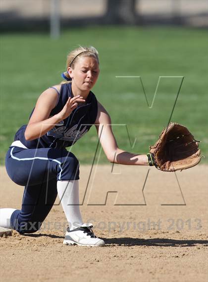 Thumbnail 3 in Antelope Valley vs. Quartz Hill JV (Hi Desert Classic) photogallery.