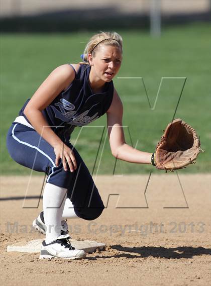 Thumbnail 2 in Antelope Valley vs. Quartz Hill JV (Hi Desert Classic) photogallery.