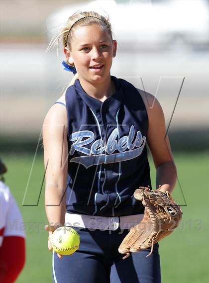 Thumbnail 2 in Antelope Valley vs. Quartz Hill JV (Hi Desert Classic) photogallery.