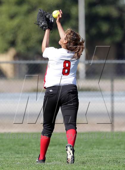 Thumbnail 2 in Antelope Valley vs. Quartz Hill JV (Hi Desert Classic) photogallery.