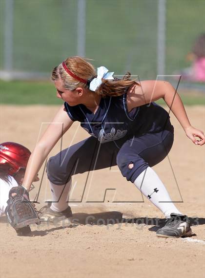 Thumbnail 2 in Antelope Valley vs. Quartz Hill JV (Hi Desert Classic) photogallery.