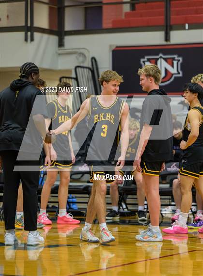 Thumbnail 2 in Bishop Kelly vs. Borah (The Capital Classic) photogallery.