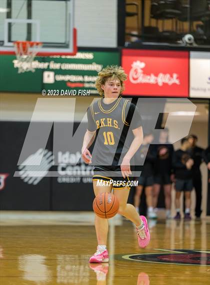 Thumbnail 1 in Bishop Kelly vs. Borah (The Capital Classic) photogallery.