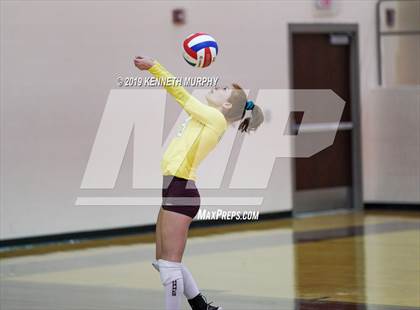 Thumbnail 2 in Waxahachie vs Red Oak photogallery.