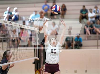 Thumbnail 3 in Waxahachie vs Red Oak photogallery.
