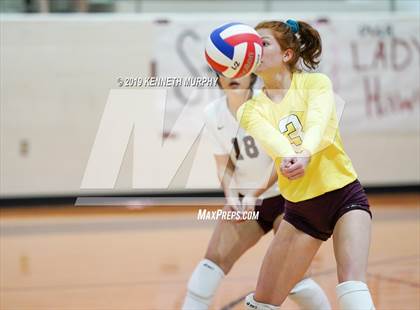 Thumbnail 1 in Waxahachie vs Red Oak photogallery.