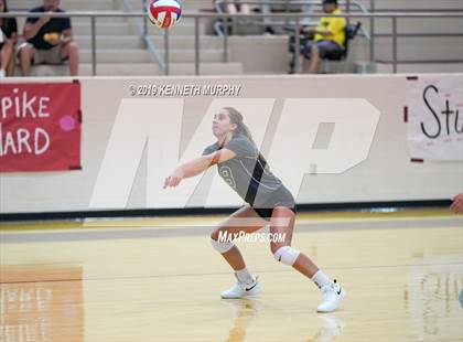 Thumbnail 2 in Waxahachie vs Red Oak photogallery.