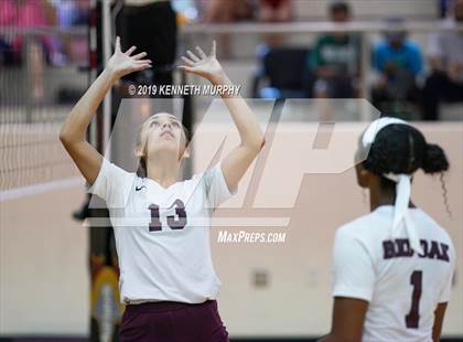 Thumbnail 3 in Waxahachie vs Red Oak photogallery.