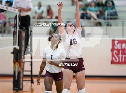Thumbnail 3 in Waxahachie vs Red Oak photogallery.