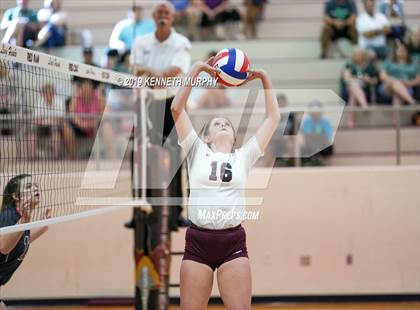 Thumbnail 1 in Waxahachie vs Red Oak photogallery.