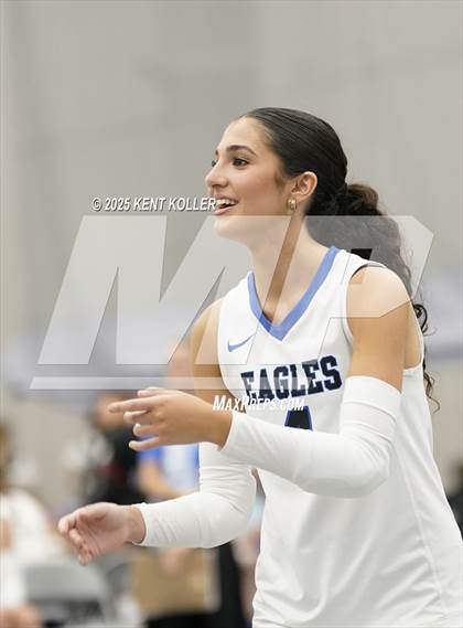 Thumbnail 1 in Utica Eisenhower vs. Imlay City (Beast of the East) photogallery.