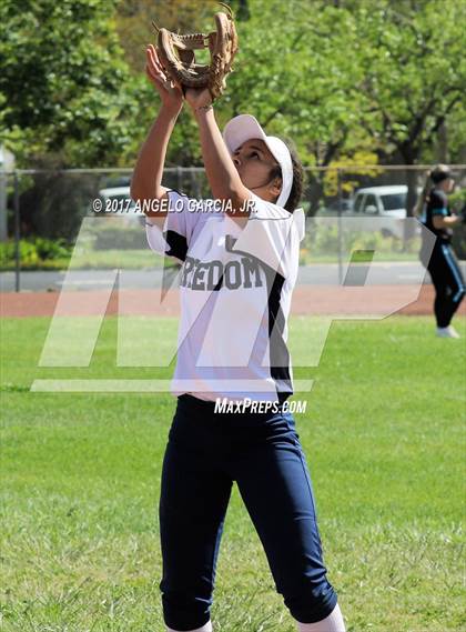 Thumbnail 2 in Freedom vs Foothill (Livermore Stampede) photogallery.