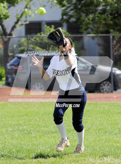 Thumbnail 3 in Freedom vs Foothill (Livermore Stampede) photogallery.