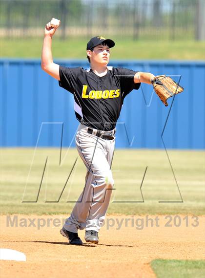 Thumbnail 1 in Cisco vs Bowie (UIL 2A Region 1 Bi-District Playoff) photogallery.